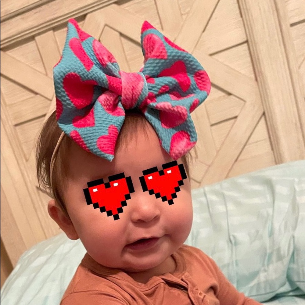 SOLD OUT Bright hearts print baby girl hair bow!